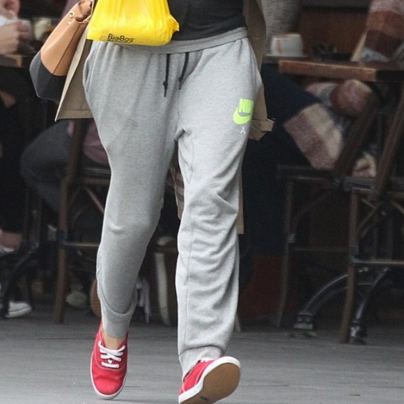 NIKE Track & Field Training Joggers Drawstring TECH FLEECE GREY Sz S Women - Picture 1 of 7